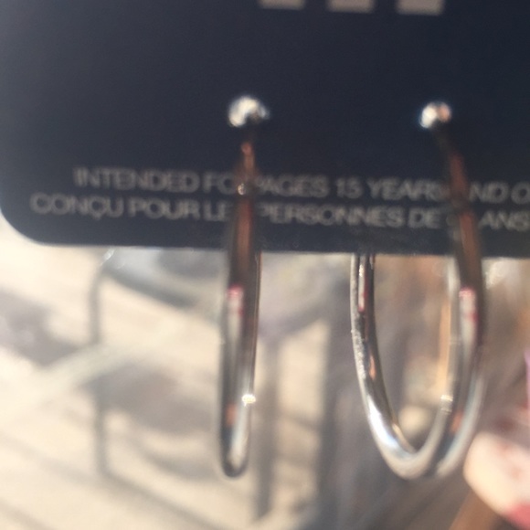 Silver small pierce  hoop earrings - Picture 2 of 3